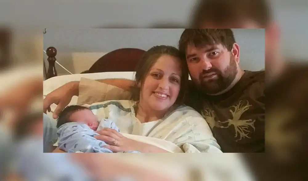 Mujer envía mensaje por error y desconocidos aparecen con regalos para su nieto. Foto: difusión Mujer envía mensaje por error y desconocidos aparecen con regalos para su nieto. Foto: difusión