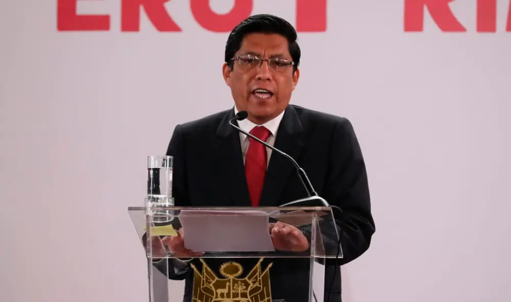 VIcente Zeballos en conferencia de prensa. Foto: PCM VIcente Zeballos en conferencia de prensa. Foto: PCM