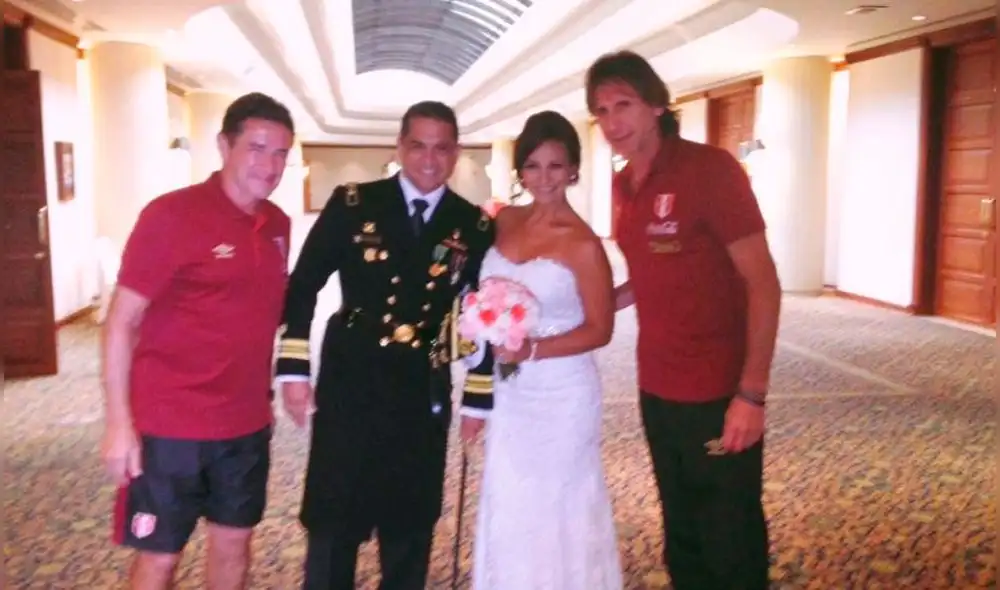 Facebook: ¿Quién es la novia que le dio "suerte" a Ricardo Gareca ante Uruguay? Facebook: ¿Quién es la novia que le dio "suerte" a Ricardo Gareca ante Uruguay?