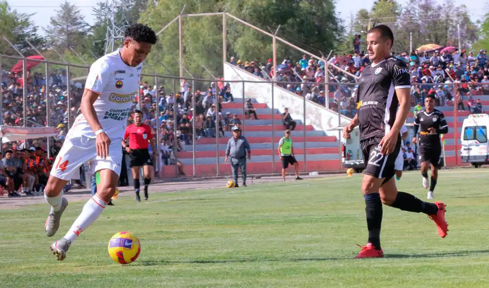 Ayacucho FC y Unión Comercio si miden en el Ciudad de Camaná. Foto: Ayacucho FC
