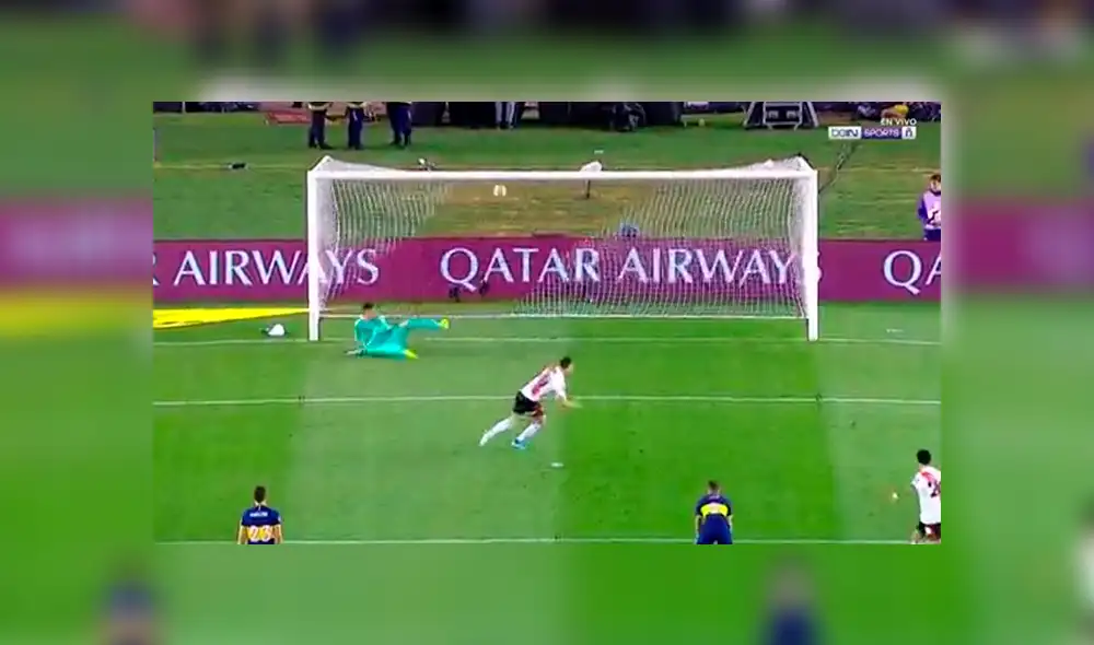 El colombiano pone la ventaja para el equipo de Marcelo Gallardo. Créditos: Captura de video El colombiano pone la ventaja para el equipo de Marcelo Gallardo. Créditos: Captura de video