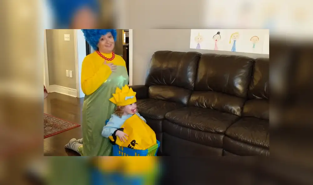 A través de YouTube se hizo viral la divertida escena que protagonizó una familia disfrazada como Los Simpson. A través de YouTube se hizo viral la divertida escena que protagonizó una familia disfrazada como Los Simpson.