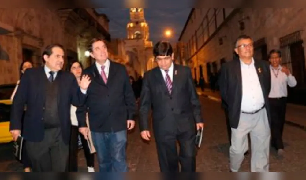 Llegó a Arequipa delegación de Congreso Internacional de la Lengua Española. Llegó a Arequipa delegación de Congreso Internacional de la Lengua Española.