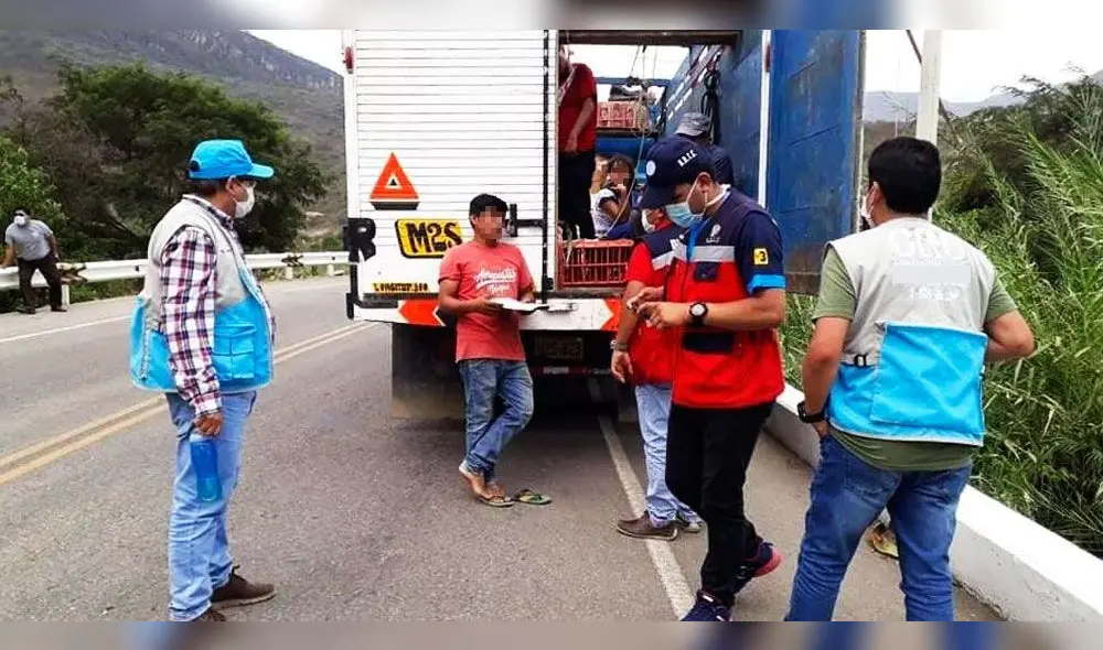 Personal realiza controles en carreteras de Tacna. Foto Referencial, Personal realiza controles en carreteras de Tacna. Foto Referencial,