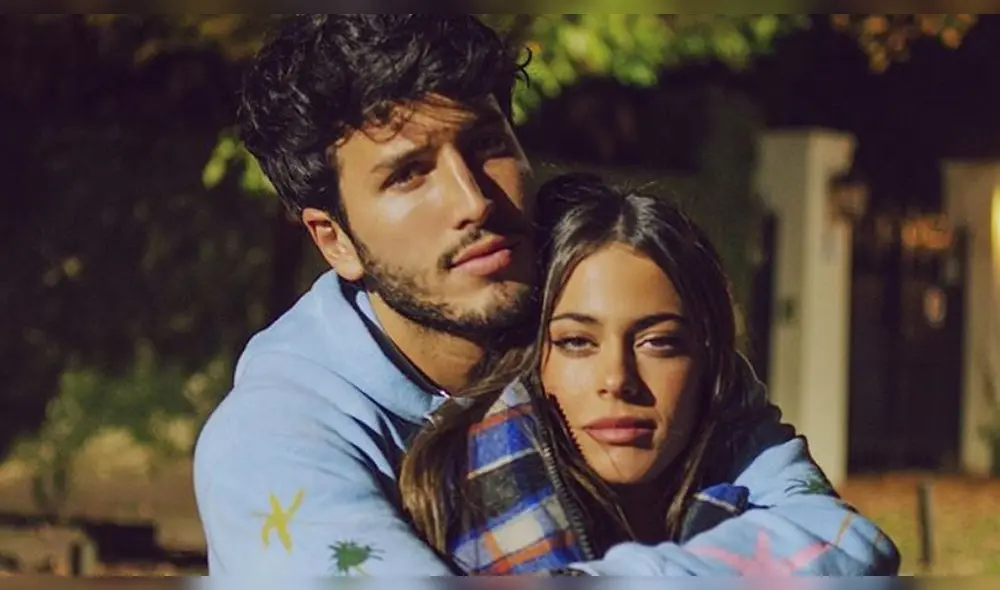 Sebastián Yatra y Tini Stoessel derrochan amor en los Premios Juventud 2019