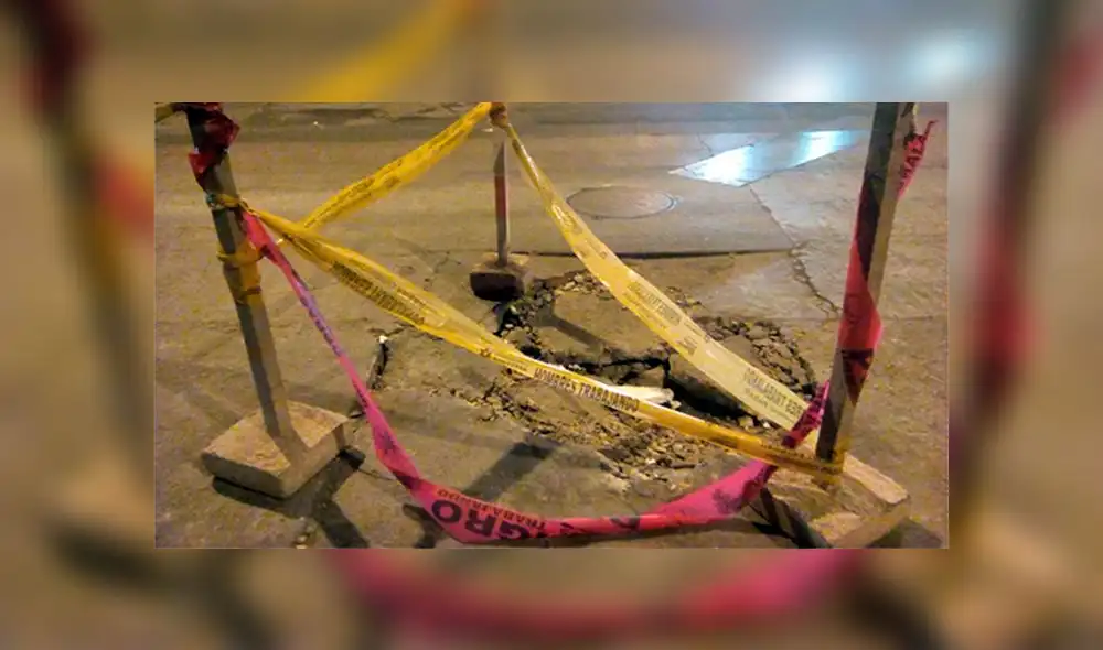 Jesús María: pista hundida pone en peligro a conductores y peatones Jesús María: pista hundida pone en peligro a conductores y peatones