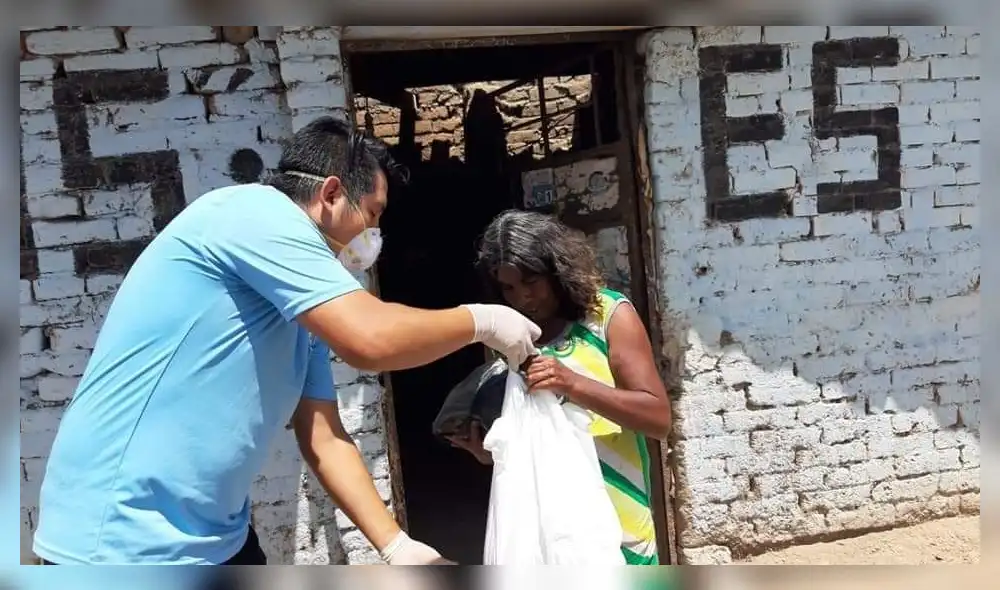 Taxista reparte ayuda a más necesitados en Chiclayo