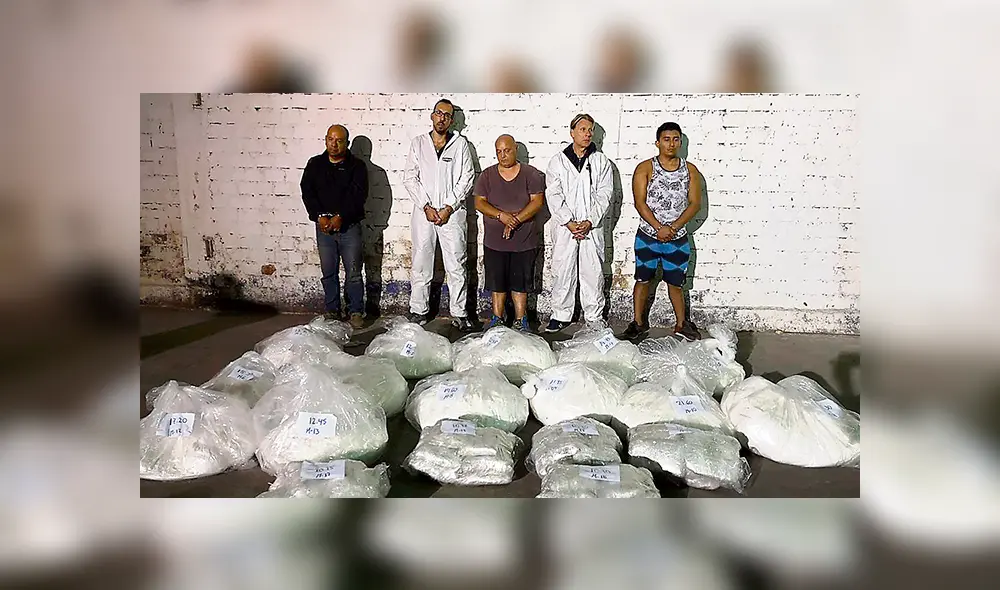 Mafia italiana camuflaba cocaína en techos de camionetas tipo cámper