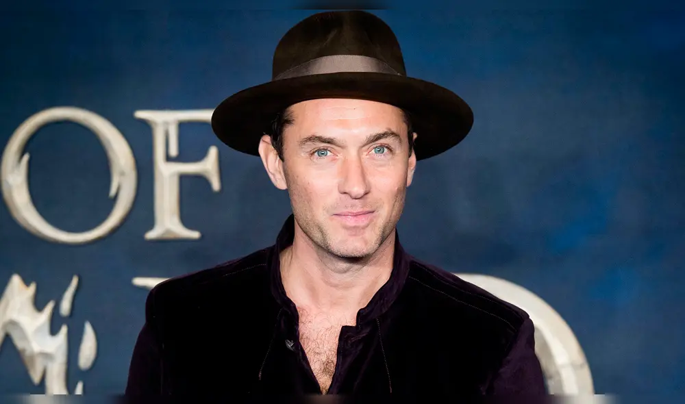 Jude Law captado por paparazzis seduce con filtración de fotos en diminuto bañador 