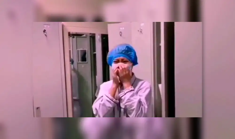 Coronavirus: el desgarrador llanto de una enfermera al despedirse de sus pacientes dados de alta [VIDEO]