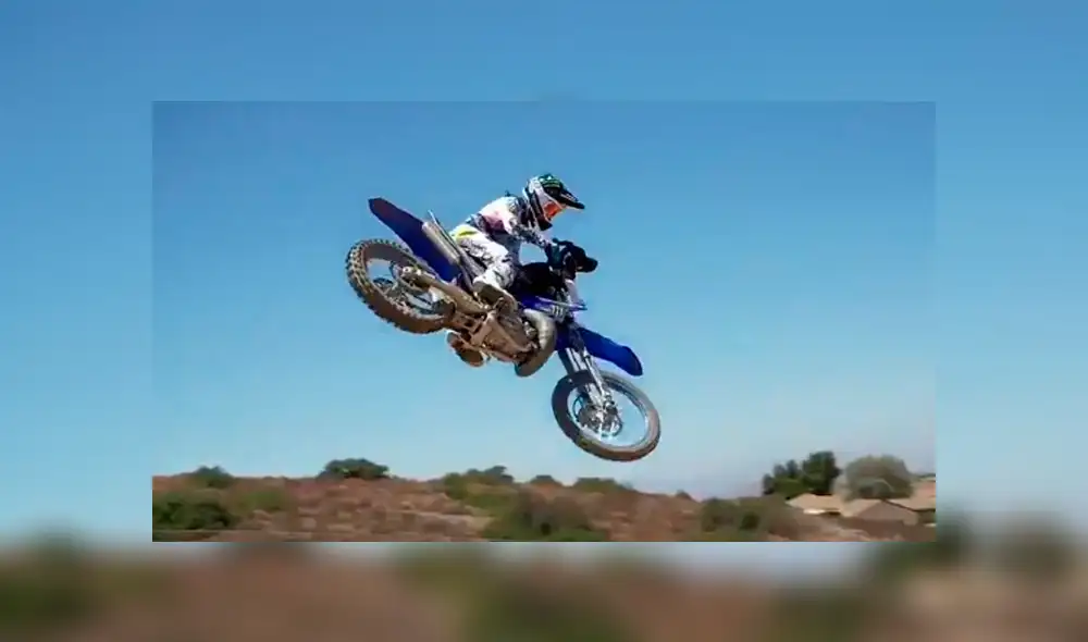 Facebook viral: perro sube a moto de su dueña deportista, sin imaginar las extremas piruetas que viviría [VIDEO] 