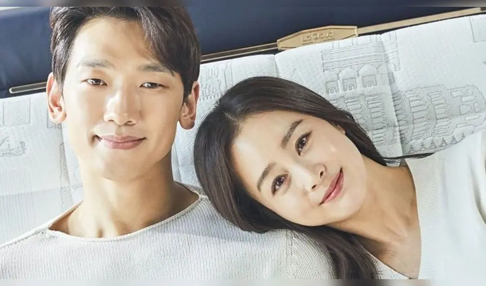 Después de 3 años de matrimonio, Kim Tae Hee y Bi Rain de repente lanzan fotografías vestidos de novios.