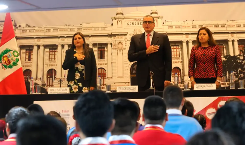 Karina Beteta participó del Taller de Formación Parlamentaria. Foto: Congreso. Karina Beteta participó del Taller de Formación Parlamentaria. Foto: Congreso.