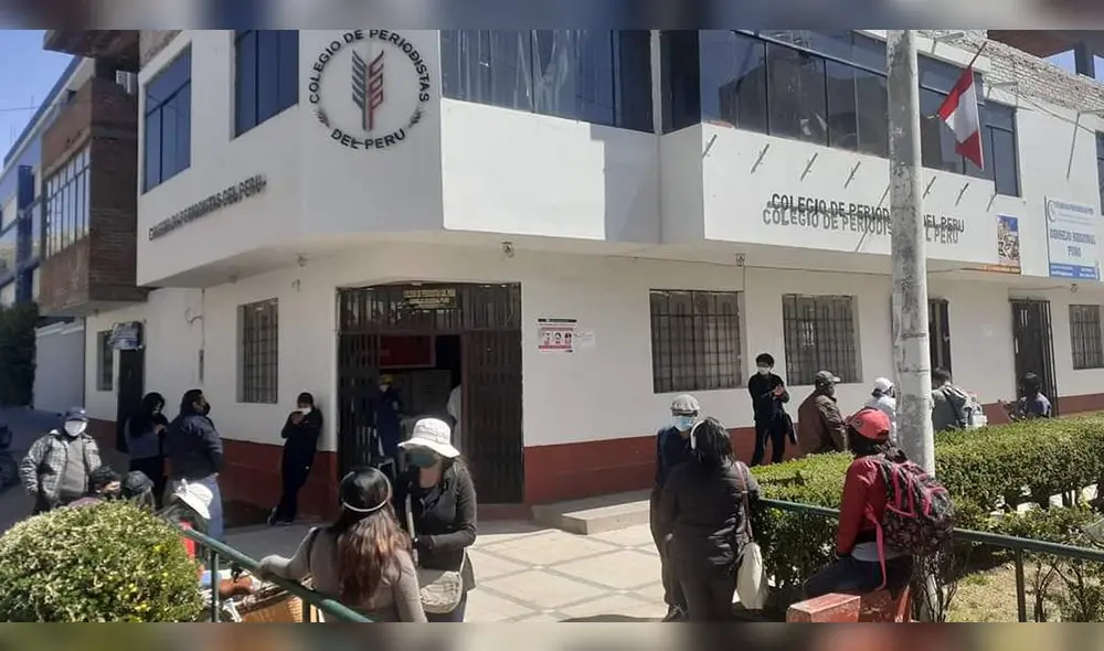 Se aplicaron 128 pruebas rápidas a periodistas de Puno y Juliaca. Se aplicaron 128 pruebas rápidas a periodistas de Puno y Juliaca.