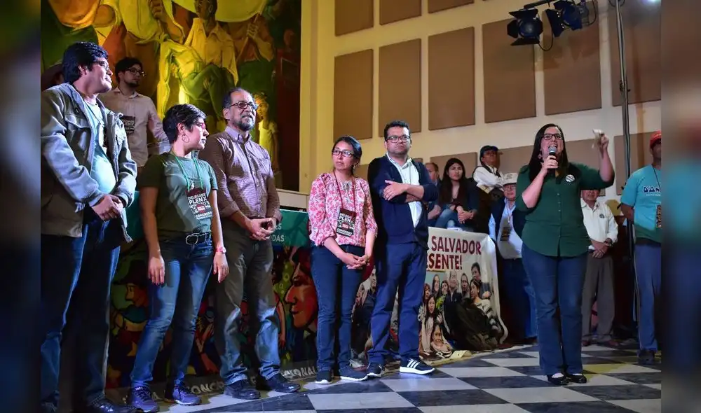 Verónika Mendoza elegida presidenta de organización política Nuevo Perú