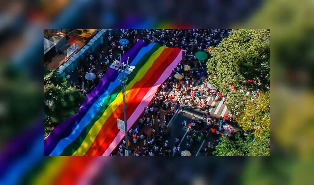 Bolsonaro suspende apoyo económico para series de televisión LGBT Bolsonaro suspende apoyo económico para series de televisión LGBT