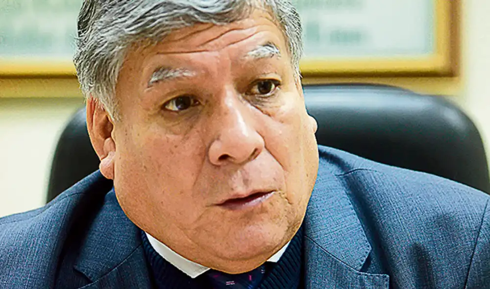 Rector Orestes Cachay. Rector Orestes Cachay.