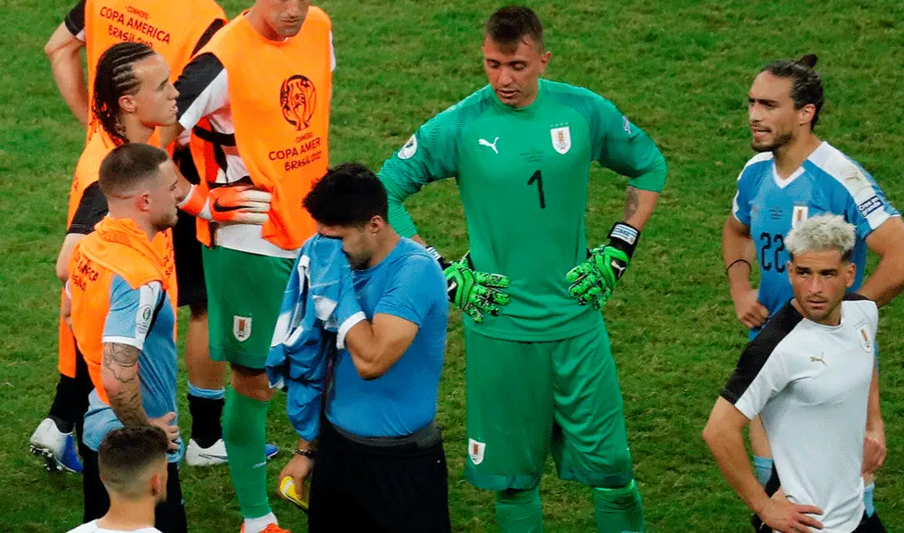 Luis Suarez lloró tras fallar el primer penal del Perú vs. Uruguay por cuartos de final de la Copa América 2019. | Foto: EFE Luis Suarez lloró tras fallar el primer penal del Perú vs. Uruguay por cuartos de final de la Copa América 2019. | Foto: EFE
