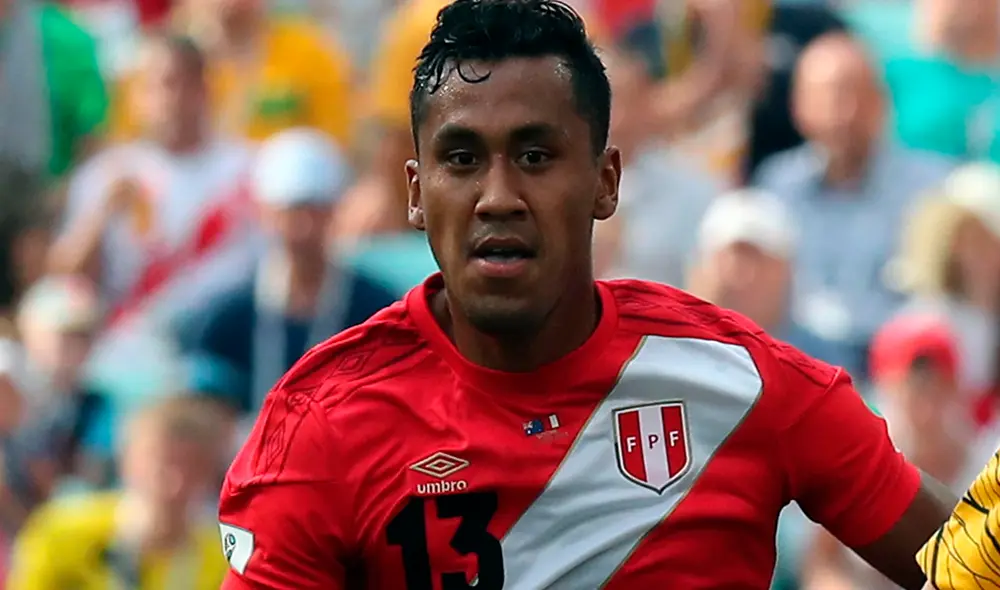 Renato Tapia tuvo millonaria oferta desde un “fútbol de menor nivel”, pero decidió ir a la Liga Santander.