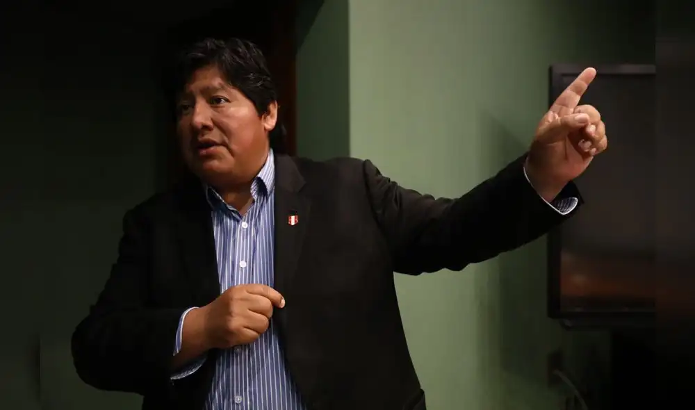 Juez notificará hoy resolución en caso Oviedo