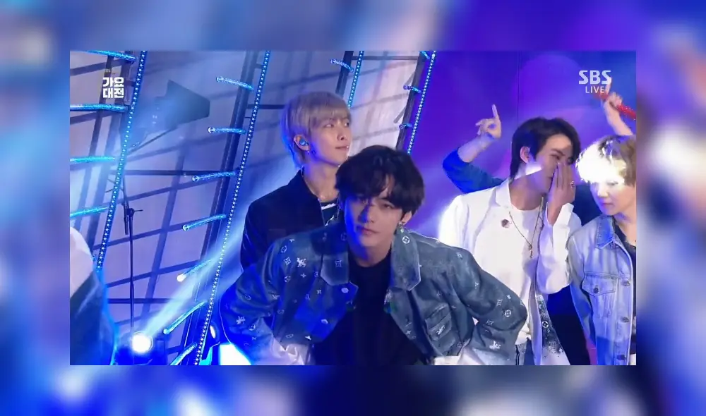 SBS Gayo Daejun 2019: BTS en la presentación de  Mikrokosmos.