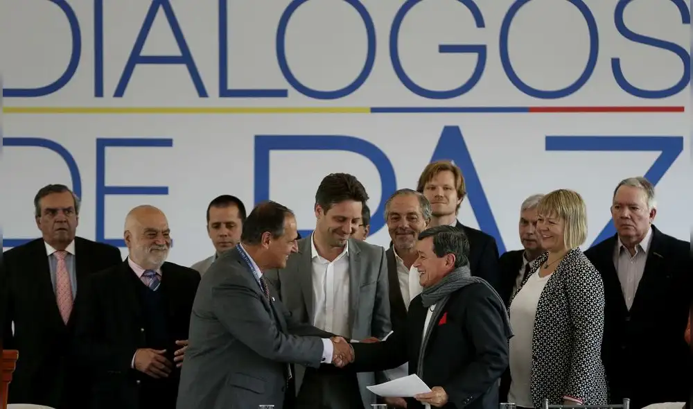 Gobierno de Colombia y ELN inauguran proceso de paz en Quito | Mundo ...