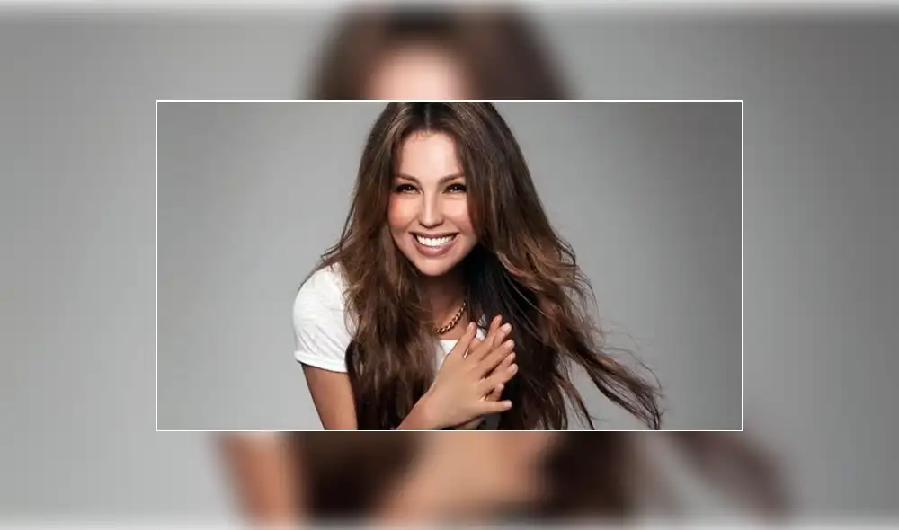 Instagram: Thalía posa en corsé y luce diminuta figura [FOTO]