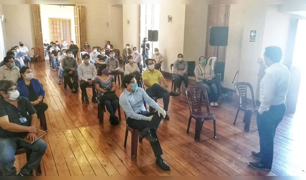 funcionarios y Llempén funcionarios y Llempén