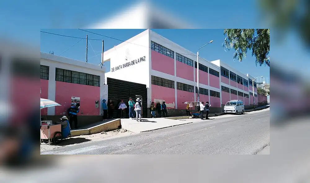 Profesor golpeó a sus alumnos por no hacer tarea de matemáticas en Arequipa Profesor golpeó a sus alumnos por no hacer tarea de matemáticas en Arequipa