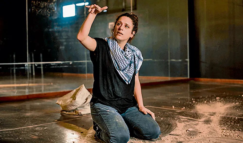 Teatro Julieta. Escena de la obra teatral ‘La eternidad en sus ojos’, escrita por Eduardo Adrianzén y dirigida por Oscar Carrillo.