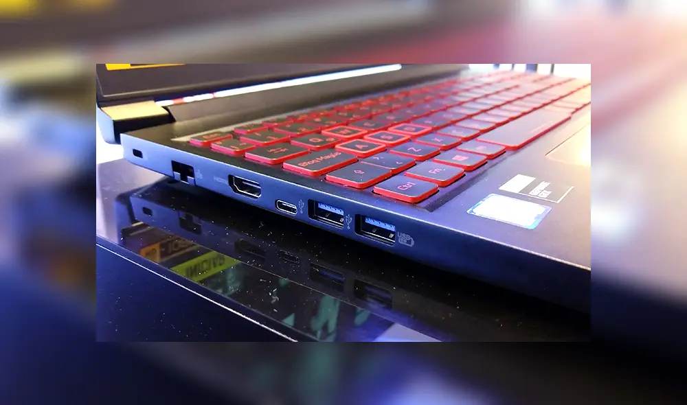 Los puertos con los que cuenta la Nitro 7. Los puertos con los que cuenta la Nitro 7.