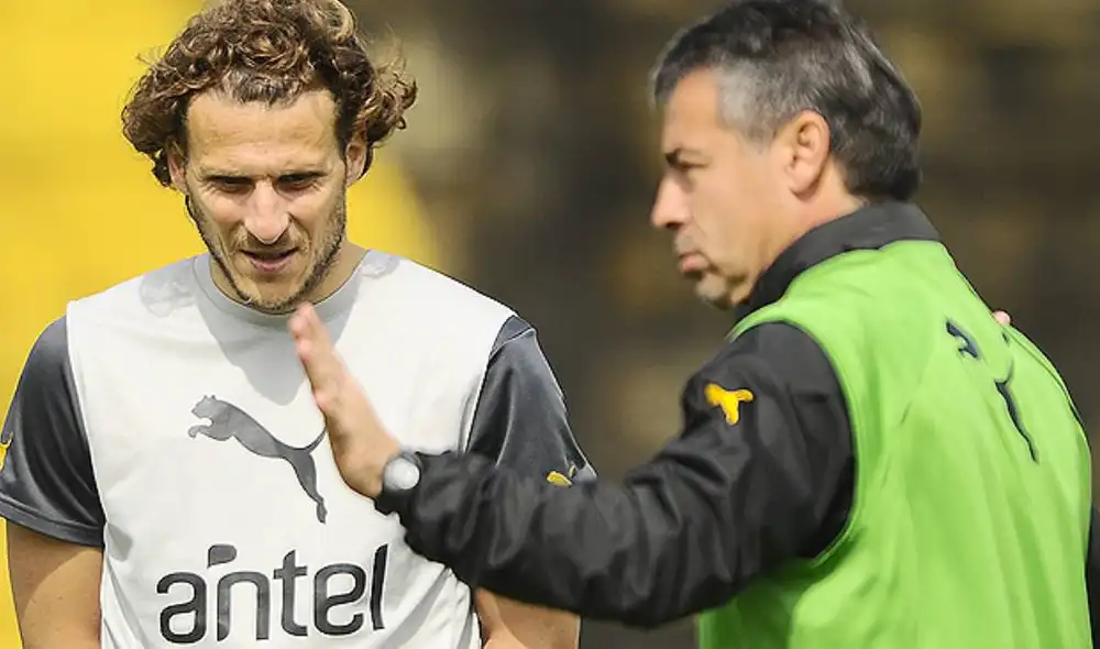 Diego Forlán reveló que aprendió bastante de Pablo Bengoechea. Foto: Prensa Peñarol