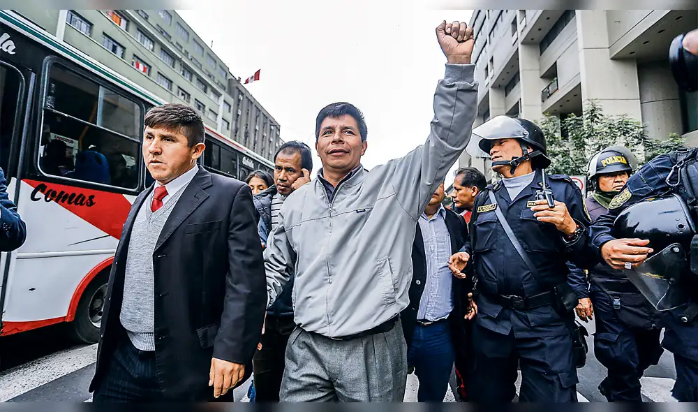 Docentes siguen en huelga y alistan nuevas medidas Docentes siguen en huelga y alistan nuevas medidas