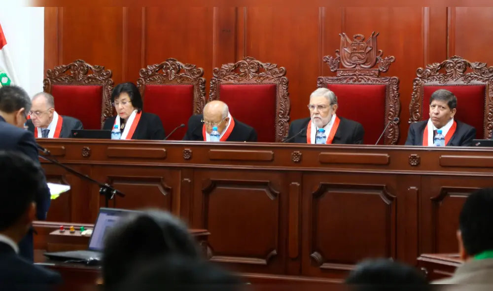 TC confirma que alcaldes y gobernadores no pueden ser reelegidos