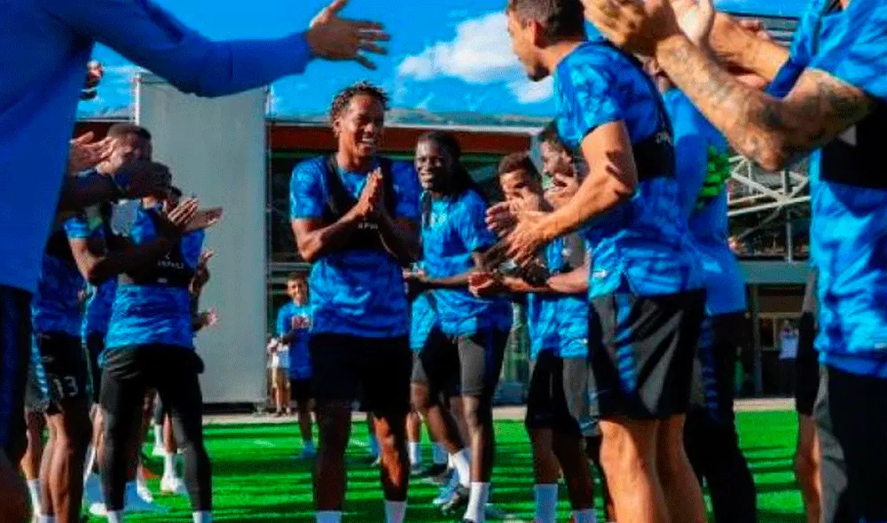 La bienvenida de André Carrillo en el Al Hilal. La bienvenida de André Carrillo en el Al Hilal.