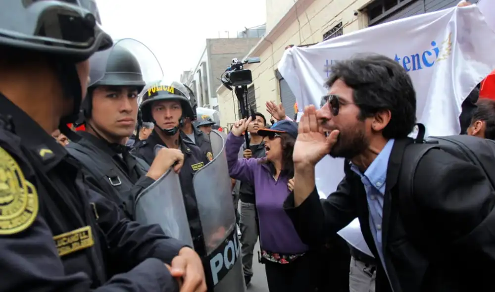 TC denegó incorporación de Ortiz de Zevallos y designó ponente en demanda de Pedro Olaechea TC denegó incorporación de Ortiz de Zevallos y designó ponente en demanda de Pedro Olaechea