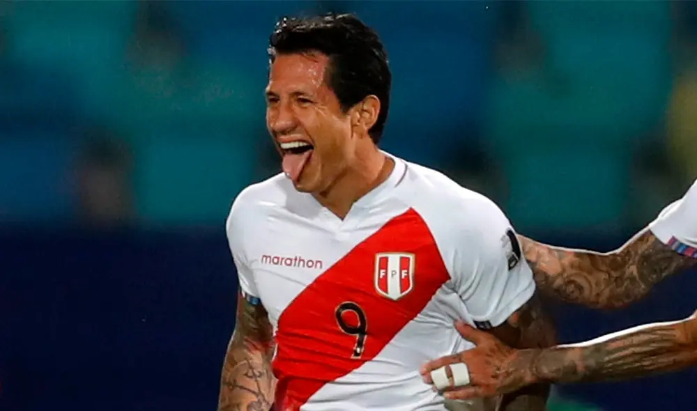 Lapadula aparece en un mural en Guayas. Foto: EFE