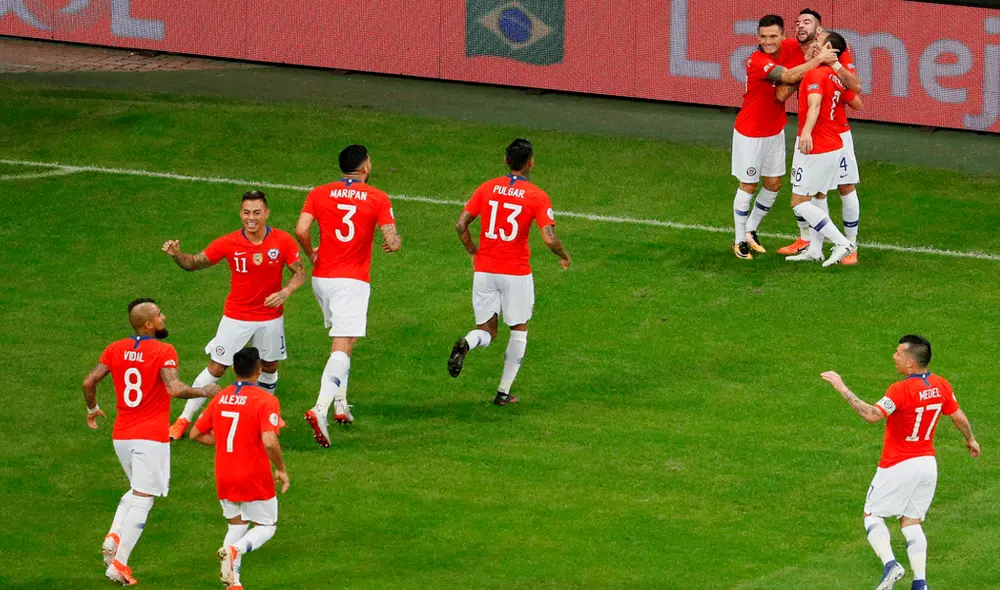 En Chile recuerdan el "pacto de Lima" entre Perú y Colombia y esperan "venganza" en la Copa América 2019. | Foto: EFE