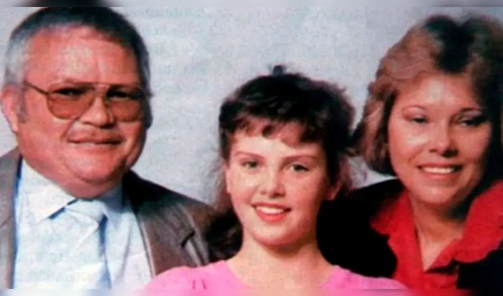 Charlize Theron junto a sus padres Charles Theron y Gerda Maritz