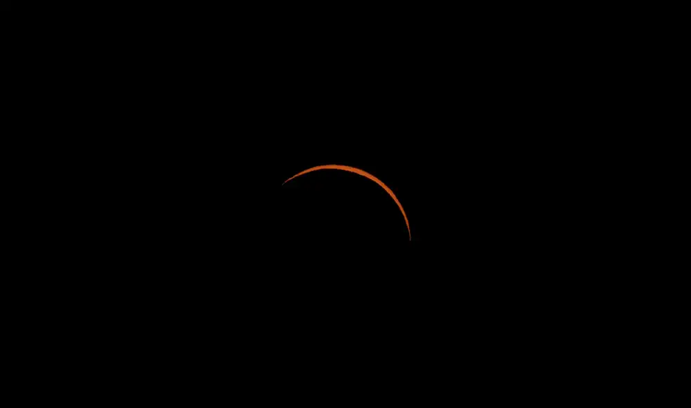 La duración promedio del eclipse solar fue de 2 minutos y 15 segundos, según reportes. Foto: AFP