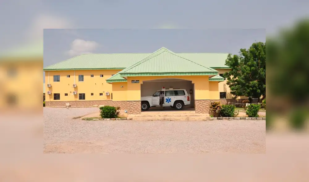 La víctima tendrá que miccionar usando un catéter conectado a su vejiga para siempre. (Foto: Nigerian Tribune) La víctima tendrá que miccionar usando un catéter conectado a su vejiga para siempre. (Foto: Nigerian Tribune)