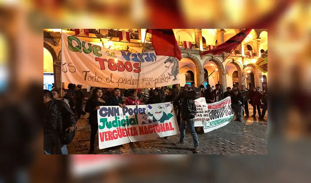 Ciudadanos del sur marcharon en contra de la corrupción en el PJ