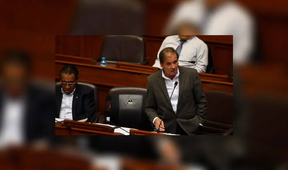 Comisión de Levantamiento de Inmunidad Parlamentaria verá solicitud contra Wilbert Rozas