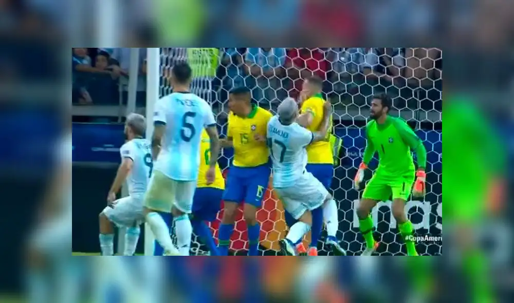 VAR: ¿cuántas veces influyó en malas decisiones? VAR: ¿cuántas veces influyó en malas decisiones?