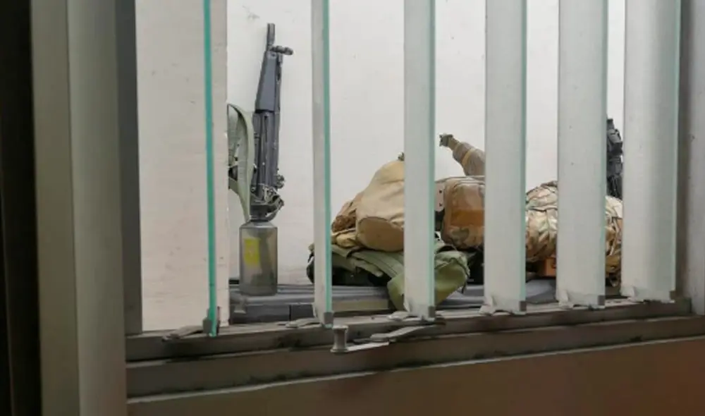 Richard Arce denunció que dejaron equipos militares en la azotea del Congreso Richard Arce denunció que dejaron equipos militares en la azotea del Congreso