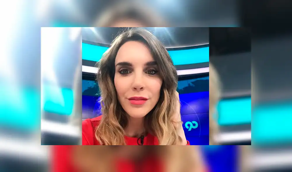 Juliana Oxenford contesta a hinchas de la U que la insultan por vestir la camiseta de AL 