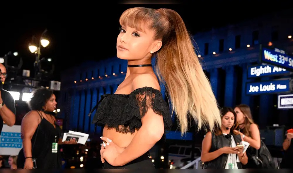 Ariana Grande gana su primer Grammy de su carrera y no lo recibe