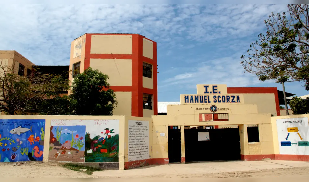 Escolares fueron trasladados al hospital, logrando controlar la intoxicación.