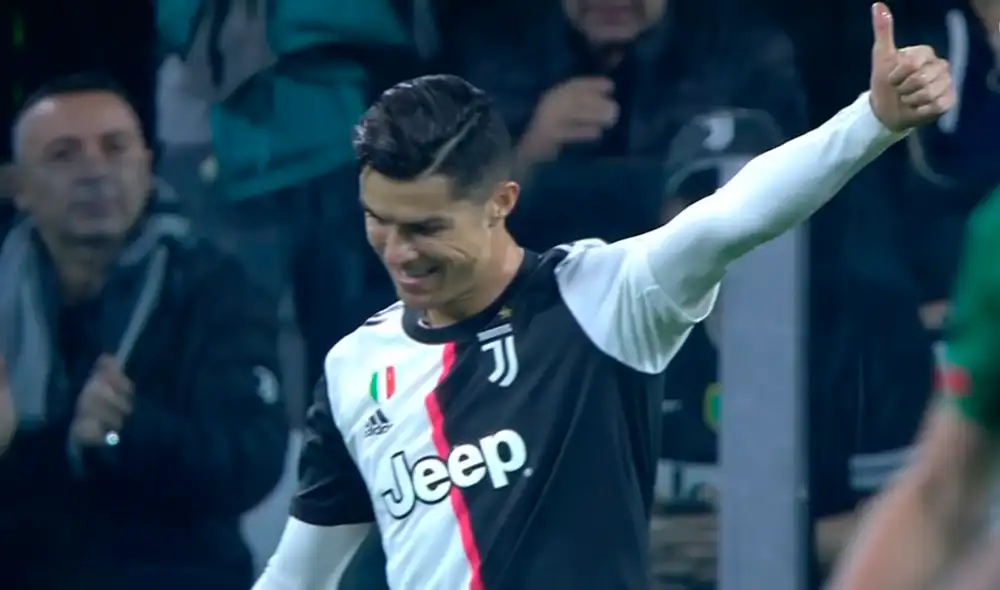 Cristiano Ronaldo desperdició un gol increíble en el área del Lokomotiv Moscú, pero estaba en fuera de juego. | Foto: Fox Sports