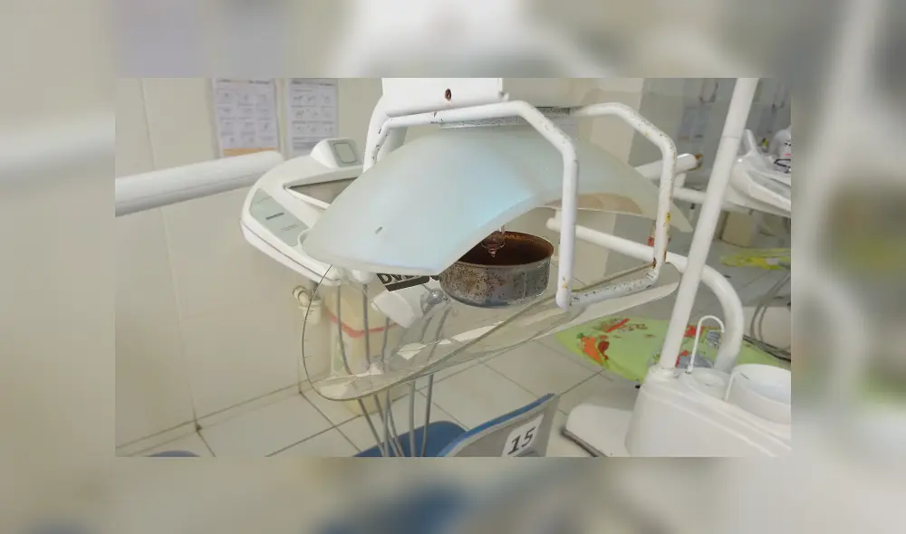 En un consultorio estomatológico de Huaura se detectó equipos oxidados y faltos de mantenimiento. En un consultorio estomatológico de Huaura se detectó equipos oxidados y faltos de mantenimiento.